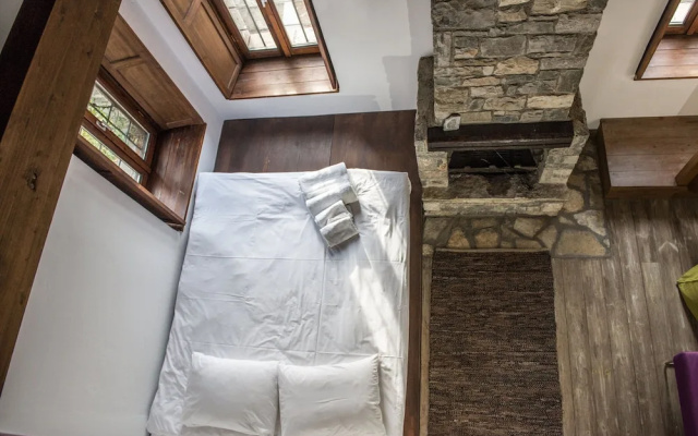 Snowpeak Chalet Archontiko-Master Suite