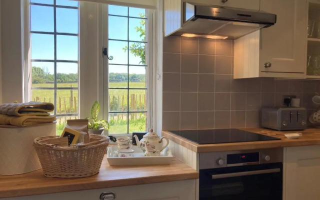 The Old Abbey Farmhouse - Pet Friendly