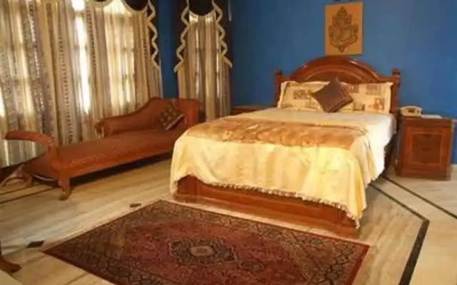 Om Vilas
