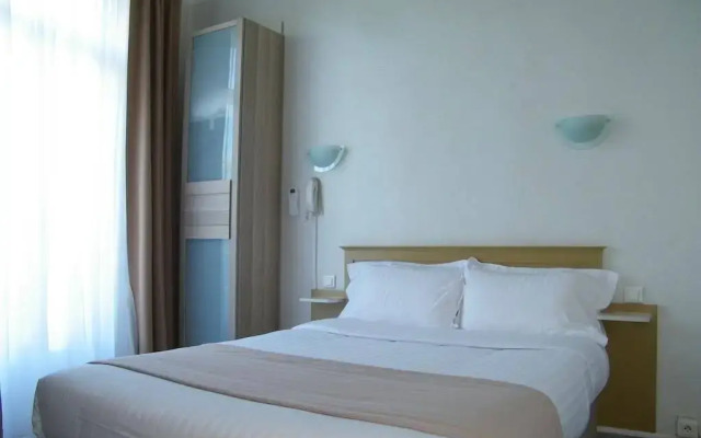 Hotel Univers