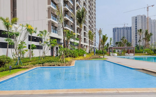 Cozy and Simply Studio at Sky House BSD Apartment