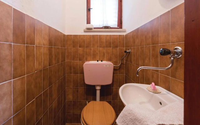 Stunning Home in Rakalj With Wifi and 2 Bedrooms