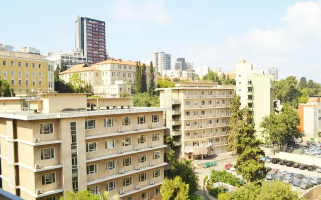 Seaside Apartments