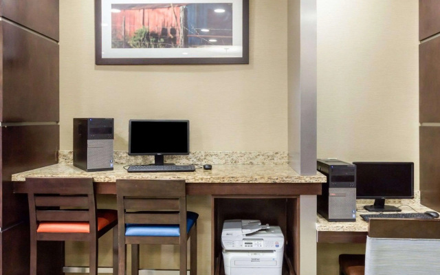Comfort Suites Cotulla near I-35