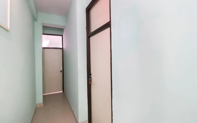 OYO 70577 Hotel Shlok Inn