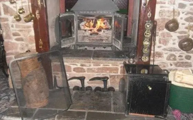 Horse and Hound Country Inn