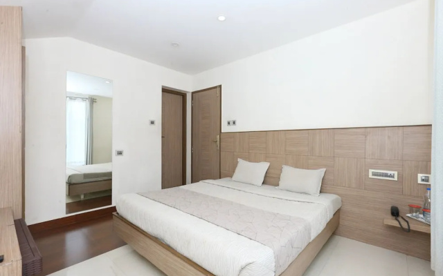 OYO 4943 Sandanams Villa