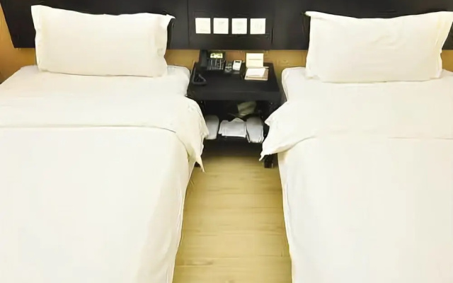 Luliang Business Hotel