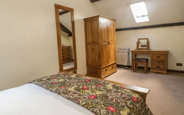 Oak Cottage