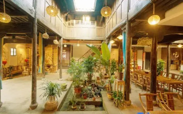 Lanxi Jiezi college fine bed and breakfast