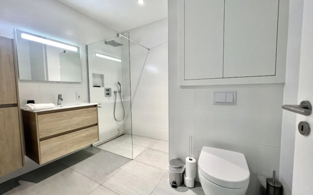 Tranquil Oasis Relax and Unwind ID202