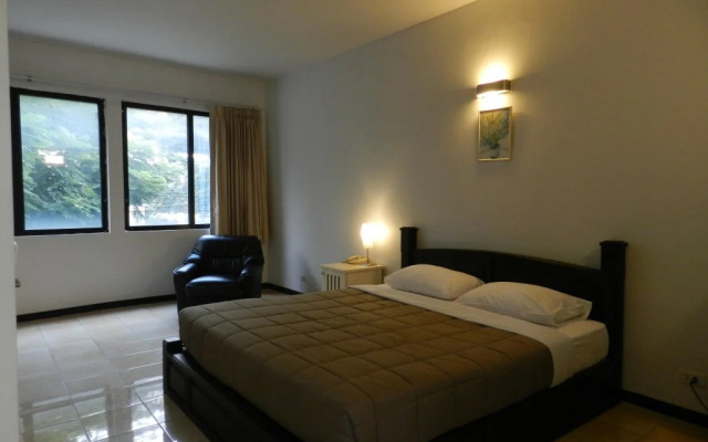 City Residence Rama 6
