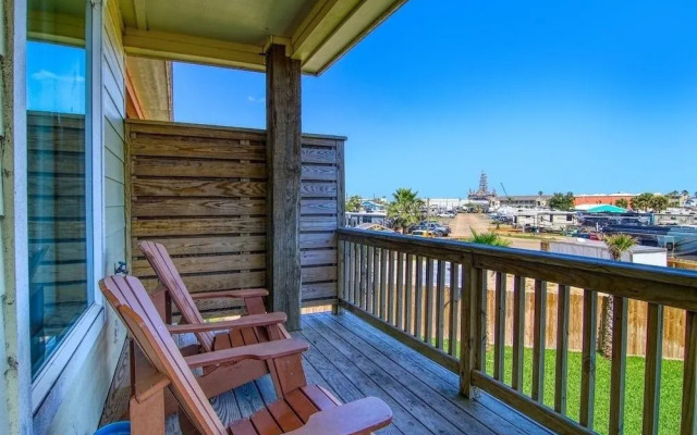 Next Chapter 3Br Condo