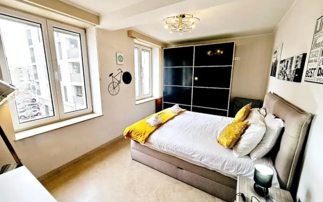 New 1 bedroom Flat in City Center