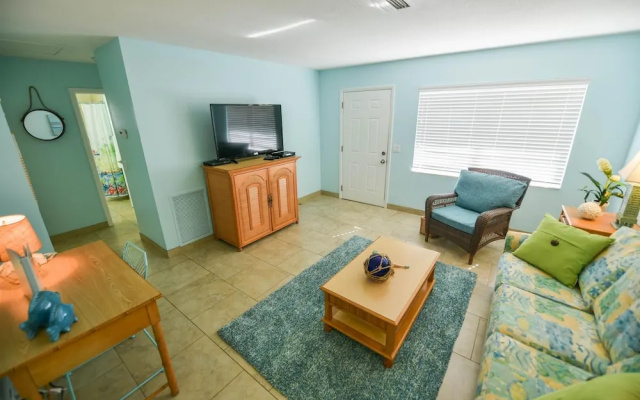Southern Breeze 1 Apartment 2