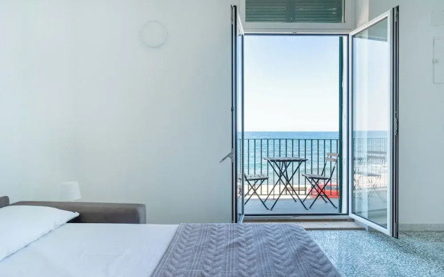 The Sea Outside Apartments