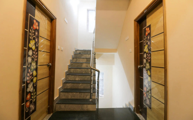 Super Hotel O Karakambadi Road Near Leela Mahal Circle