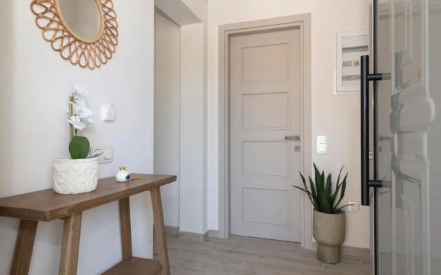 Camara Luxury Apartments (Standard Apartment)
