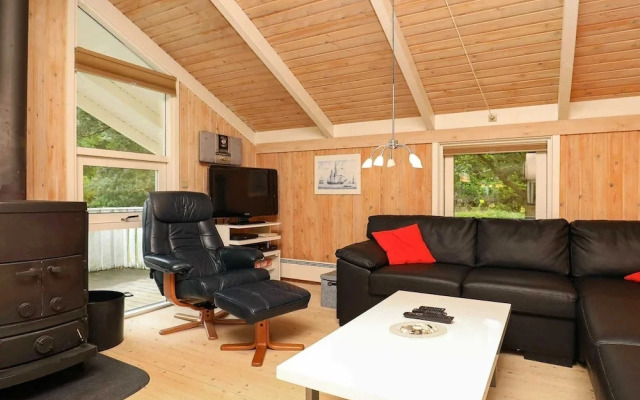 6 Person Holiday Home in Albaek
