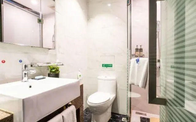 Liangshan Hotel