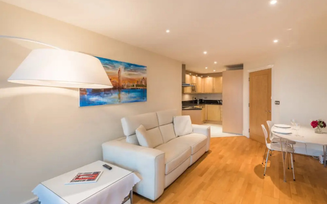 Stunning Flat Overlooking the Thames