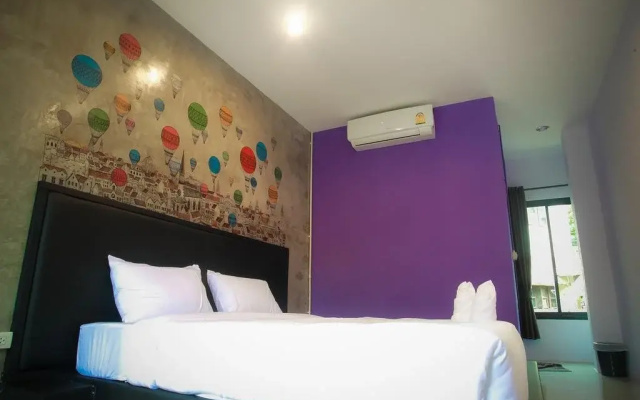 B Cozy Hotel