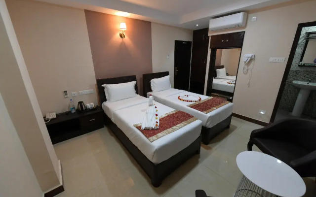 Hotel Sampath by OYO