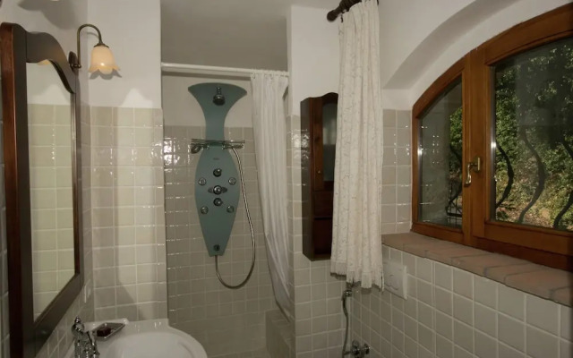Villa Santa Fiora Farmhouse