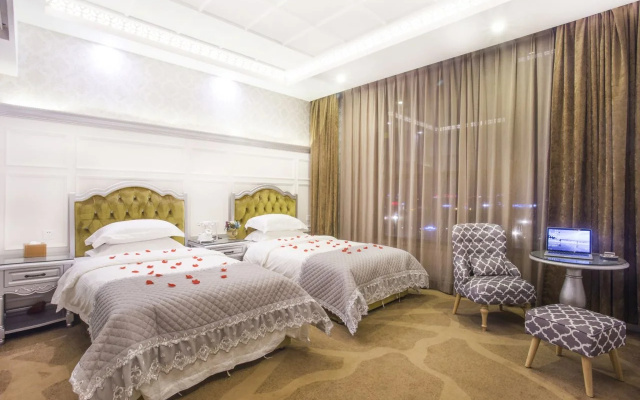 Sun Tour Hotel
