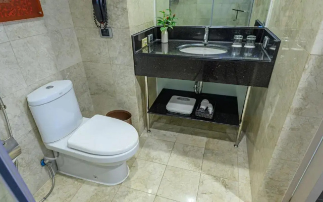 MCollection - Business & Leisure Stay in Eastwood City