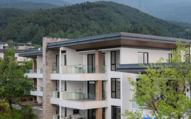 Dali Banshan Aidi · Suisse Place Serviced Apartment