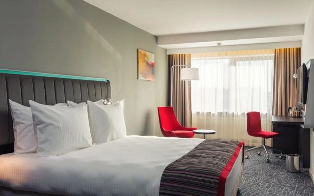 Park Inn by Radisson Kyiv Troyitska