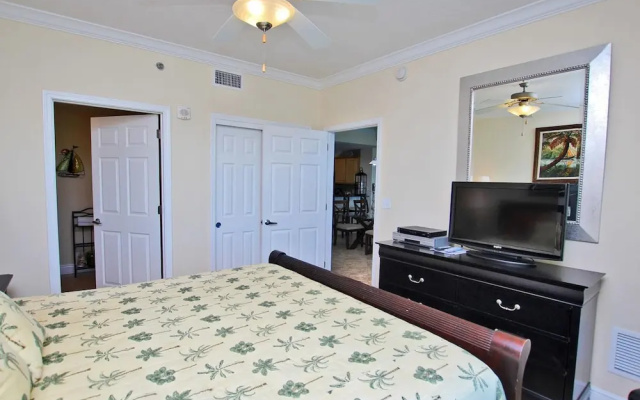 Crystal Shores West 1102