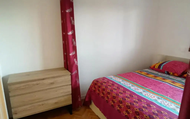 Bel Appartement face au paleospace