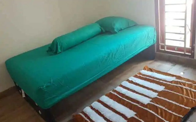Cozy Room Syariah at Permata Garden Guesthouse