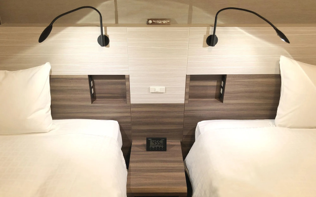 Smile Hotel Premium Osaka Hommachi