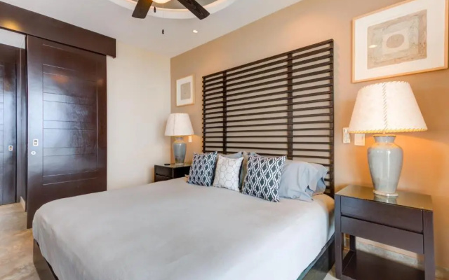 Signature Pinnacle 205 - Luxury Condo With Ocean Views