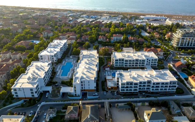 Park Residences 1 (Sea Breeze Resort)