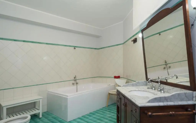 Lumia Luxury Apartments