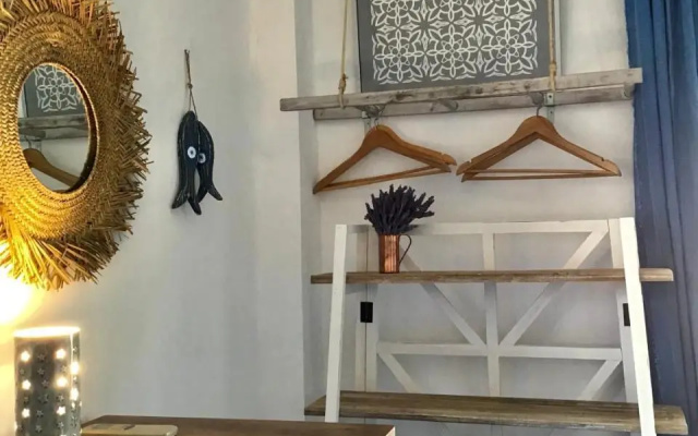 Chez Cecile Home