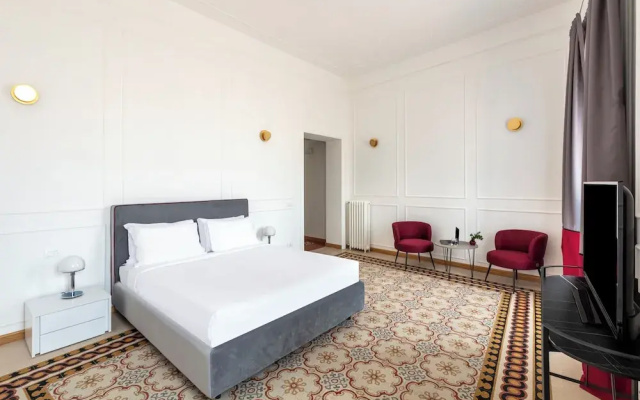 SJR Luxury Apartment Trevi Fountain
