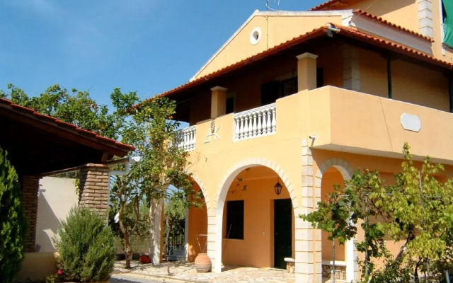 Aristidis Apartm. 2