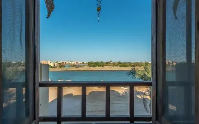 Lagoon View 1-Bedroom Apartment in West Golf El Gouna