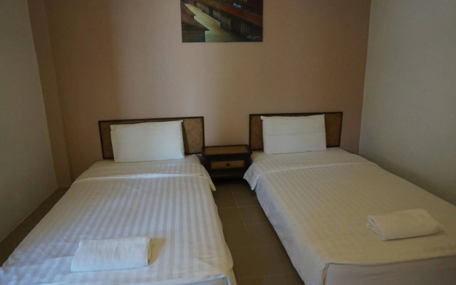 Wongsaisiri Srichiangkhan Hotel