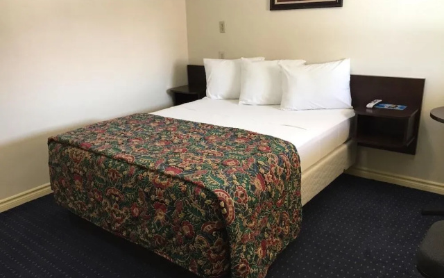 Mayfair Motel