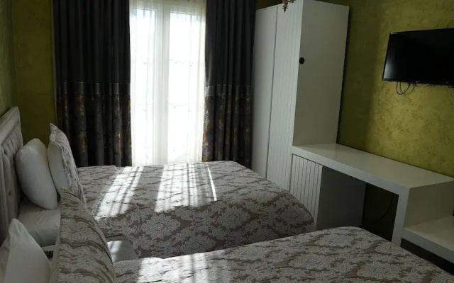 Hotel Eiffel