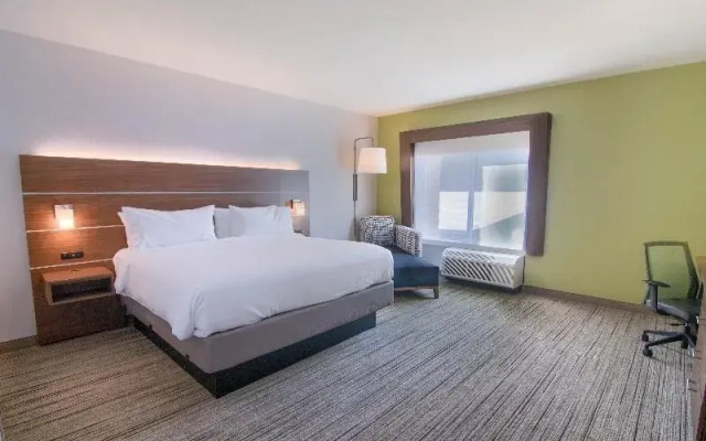 Holiday Inn Express Mobile