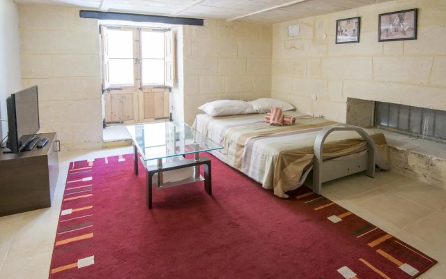 Valletta Republic St House