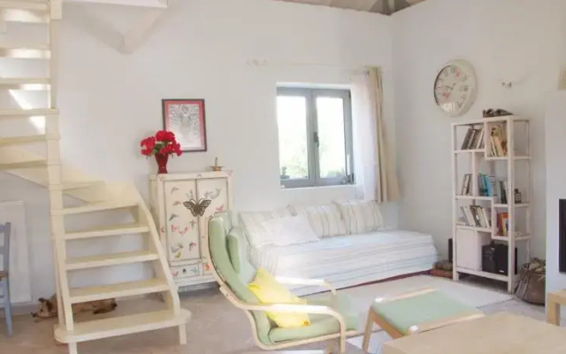Bostanaki House