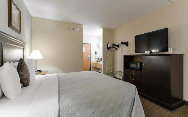 Grand View Inn and Suites
